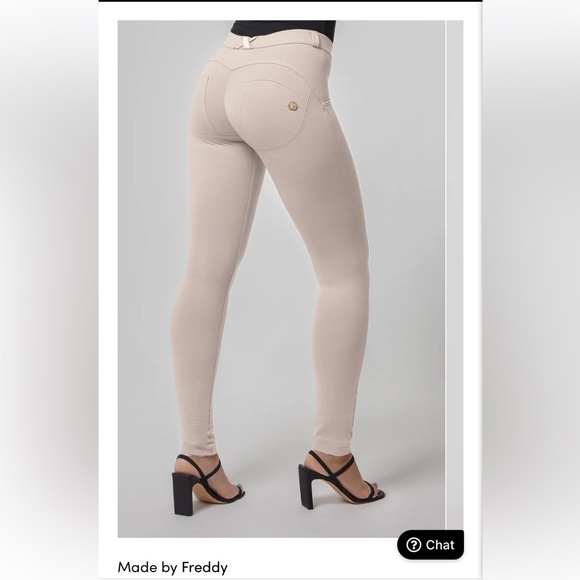 Freddy “butt lifting” pants in Cream Color xs - Picture 2 of 4